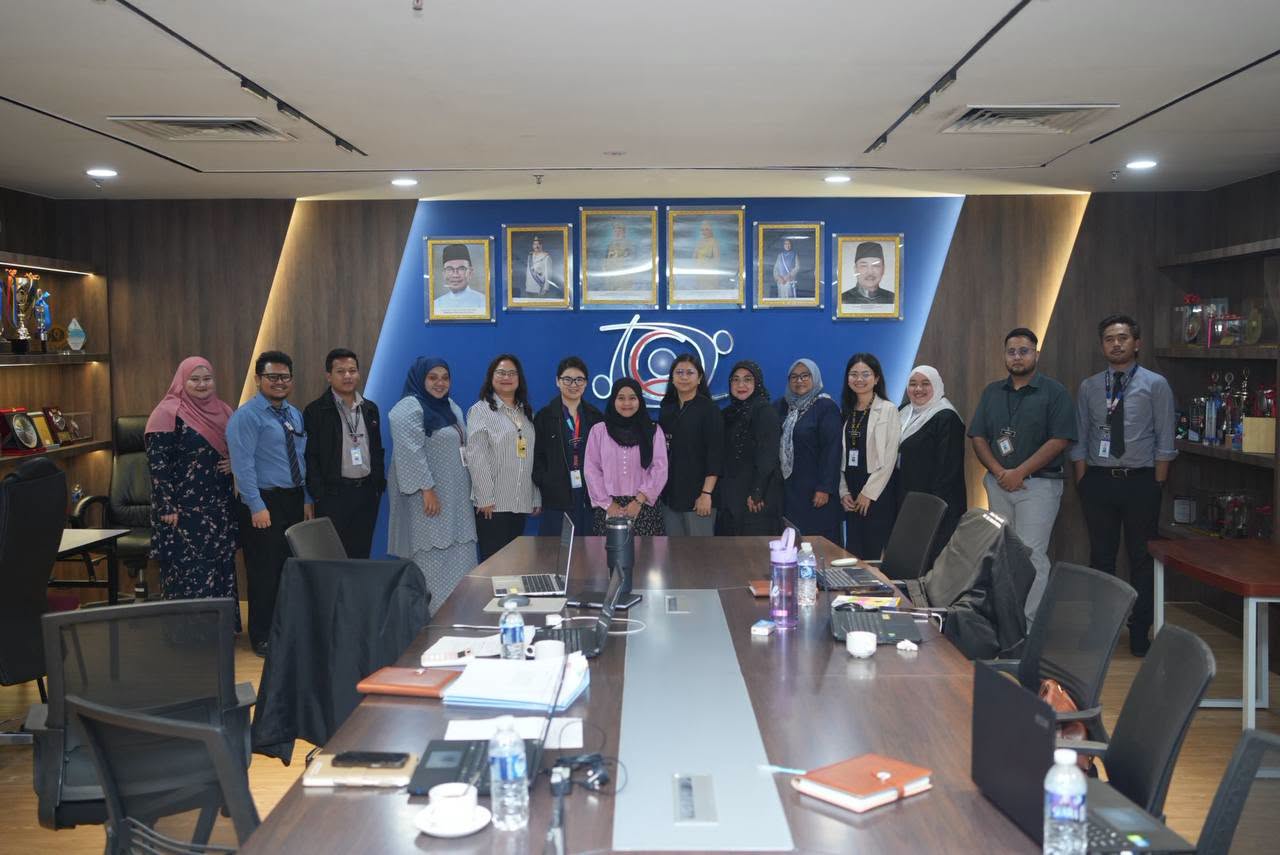 Bengkel Microsoft Excel — Asas dan Analisis Data